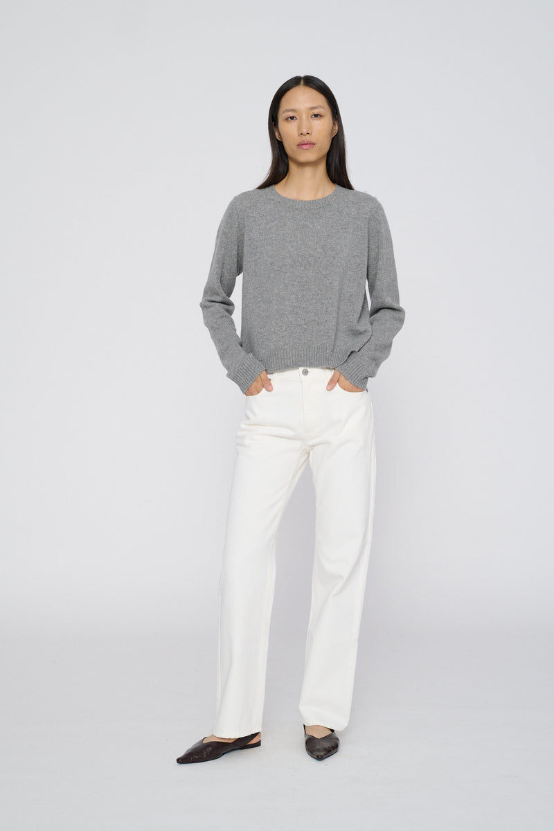 Classic Sweater 02