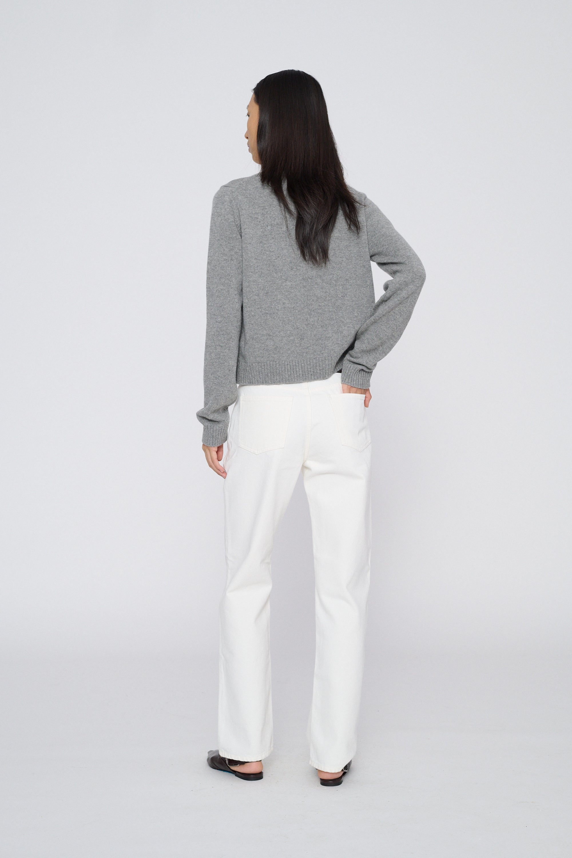 Classic Sweater 02