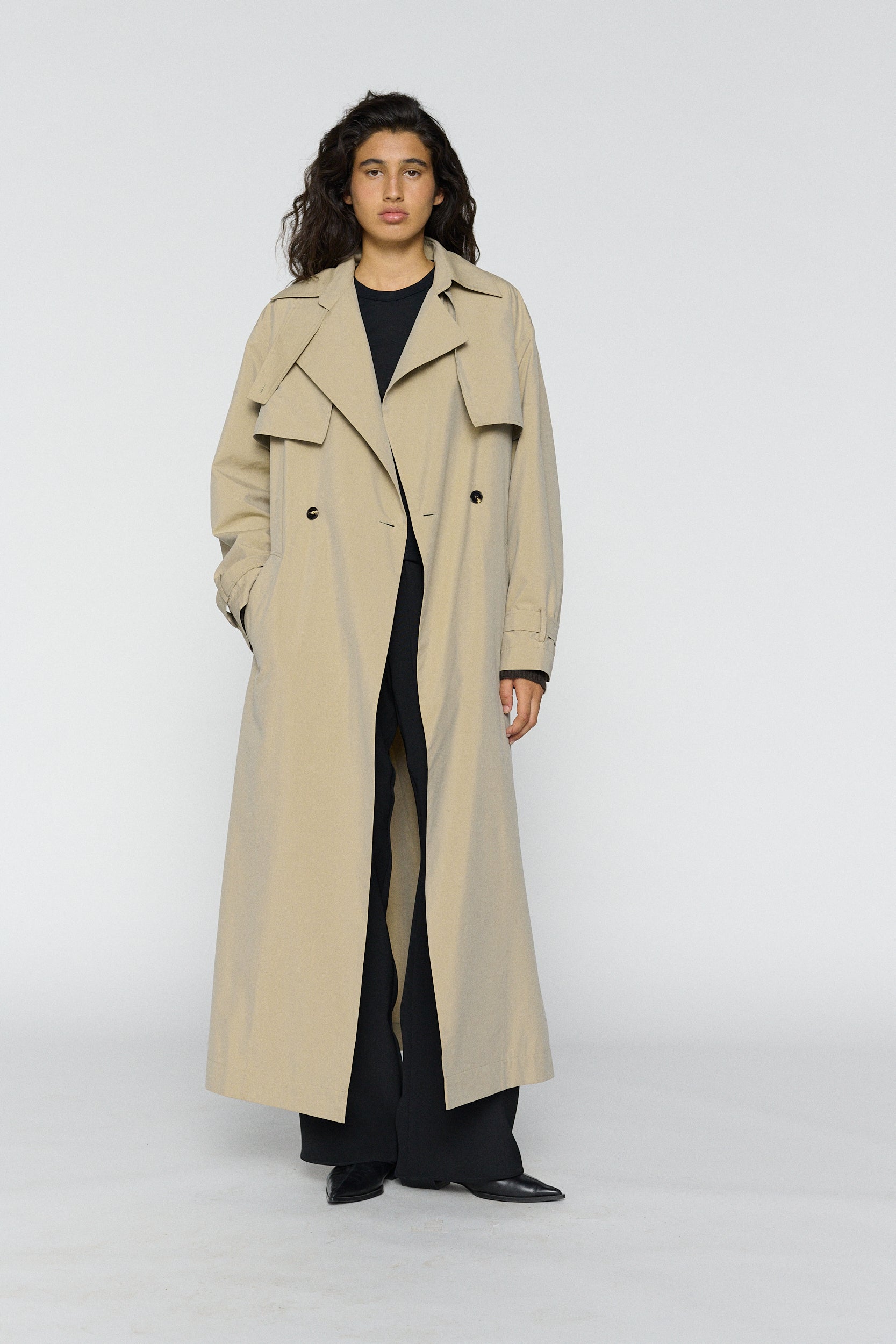Trench coat 