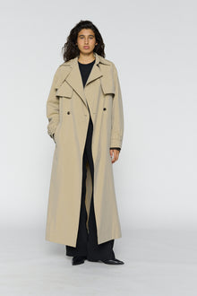 Trench coat 