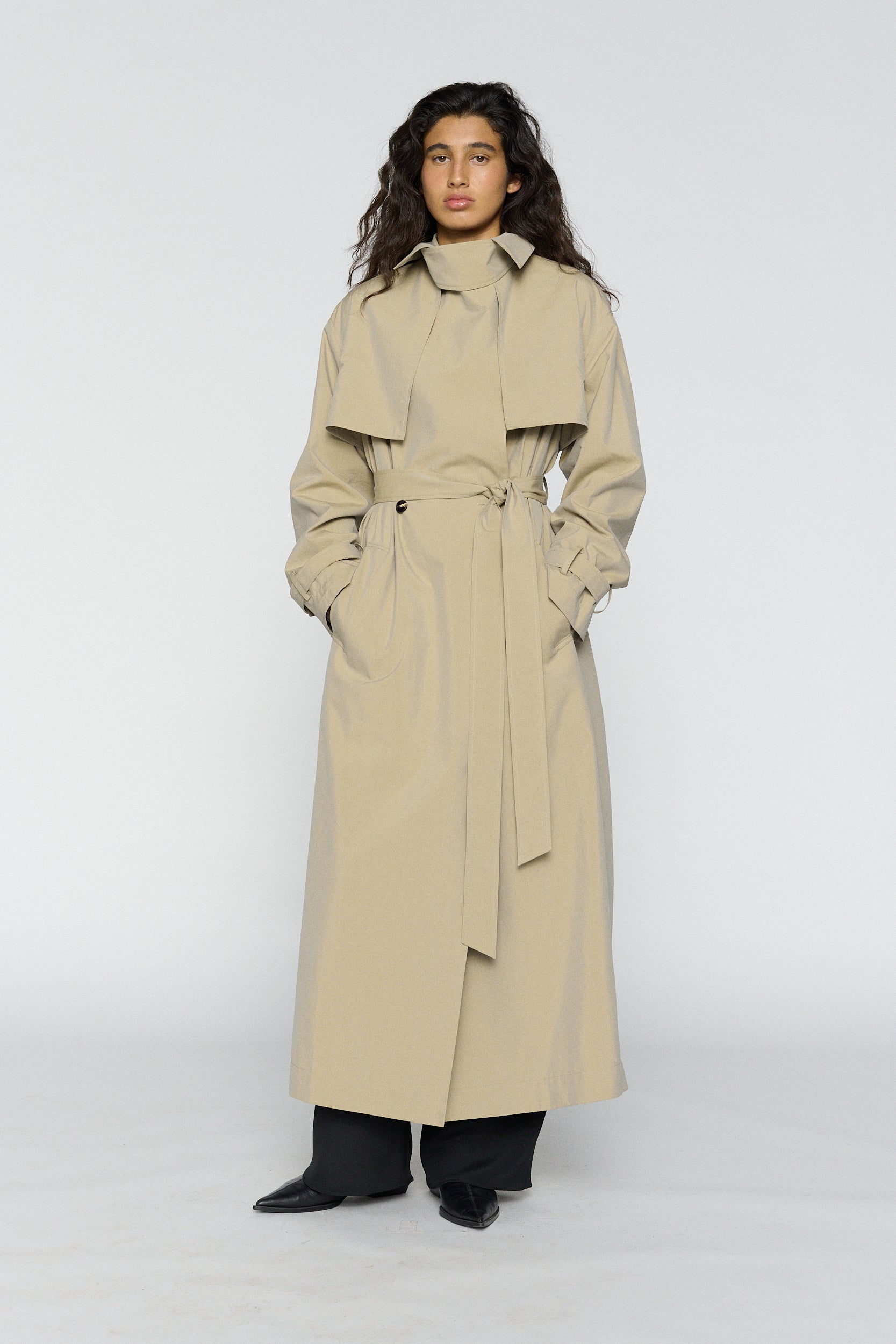 Trench coat 
