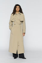 Trench coat 