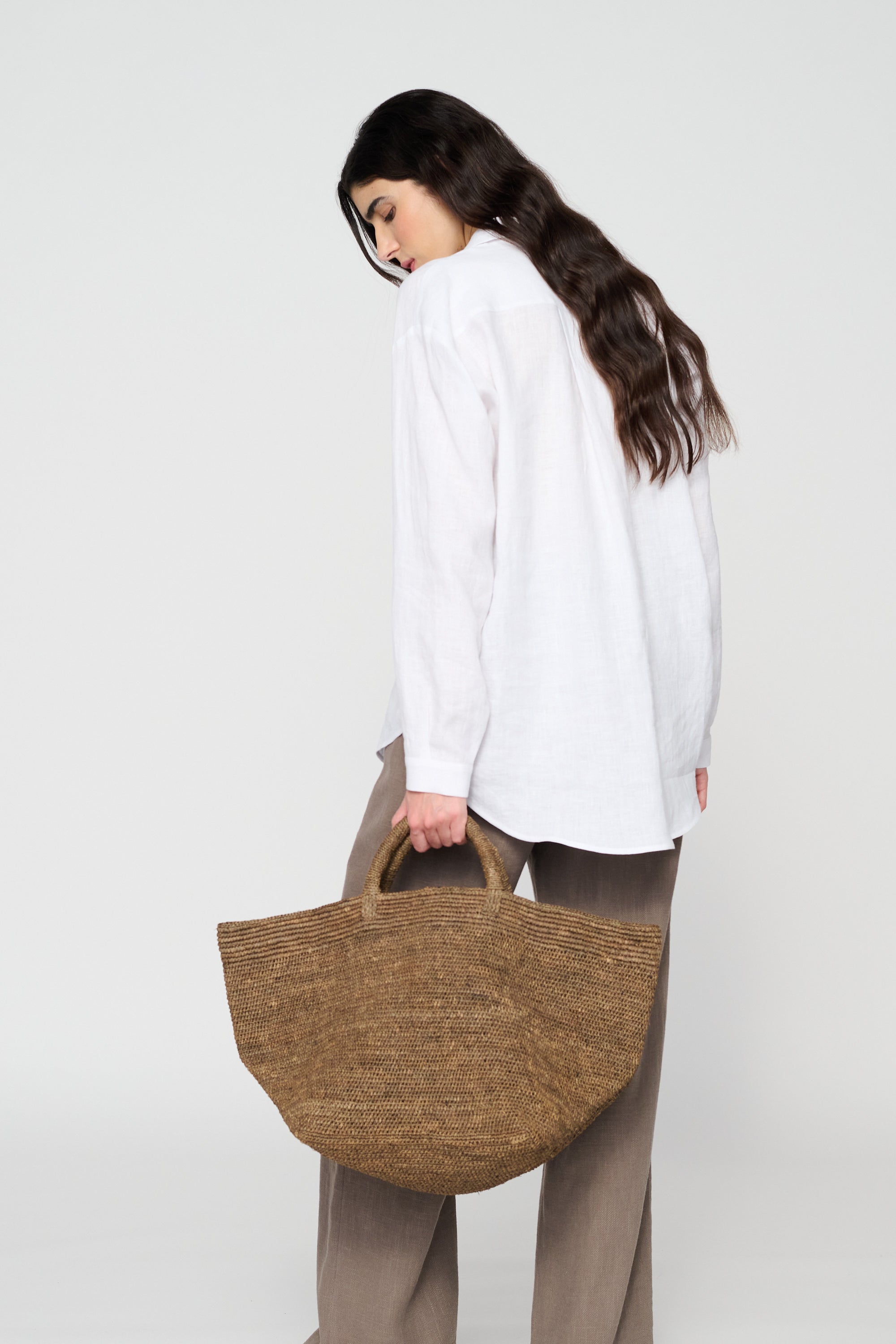 トートバッグ IBELIV SS25 VANILLA BAG (VANILLA TEA) Tote bag in crocheted RAFFIA - Handbag | IBELIV