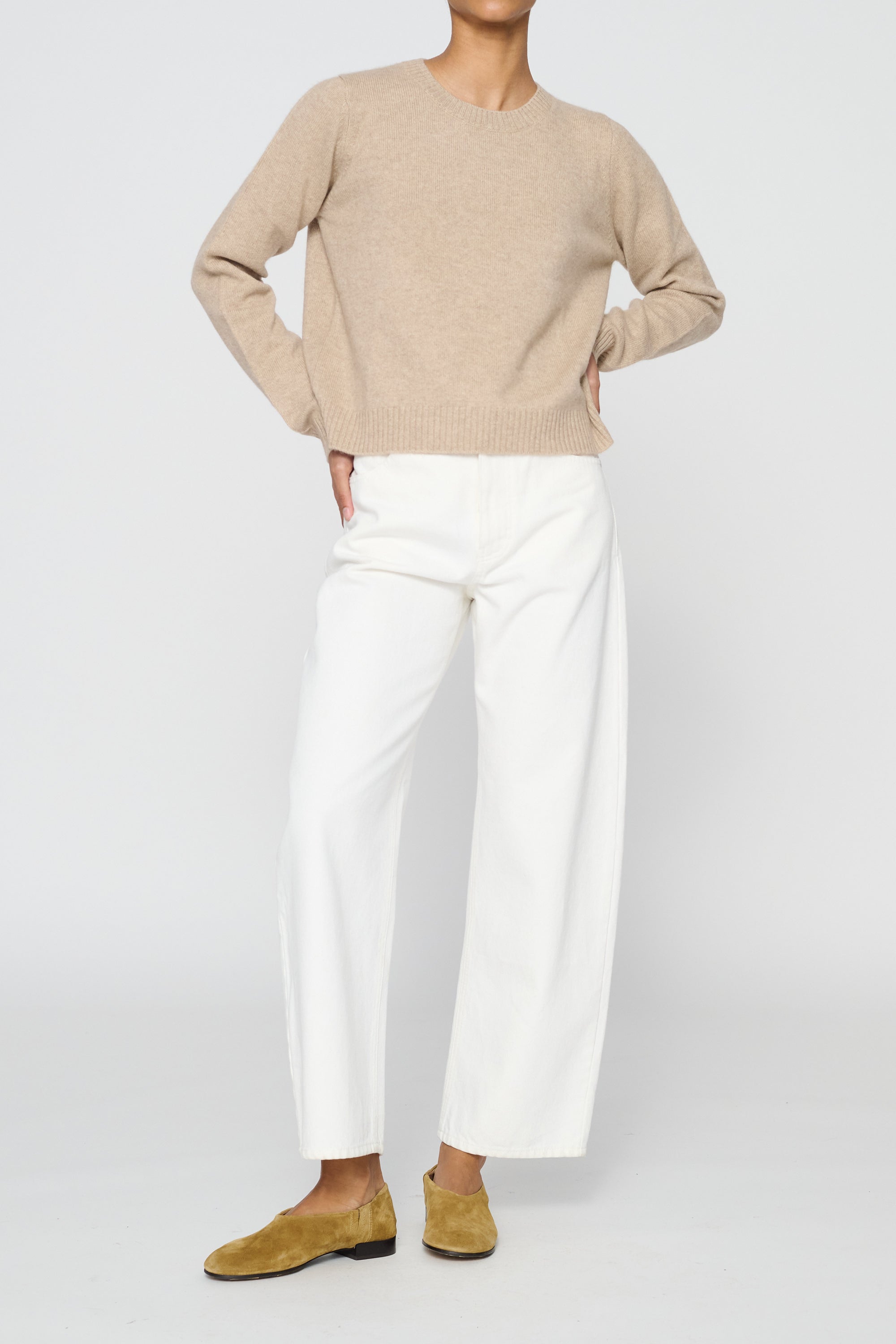 Classic Sweater 02