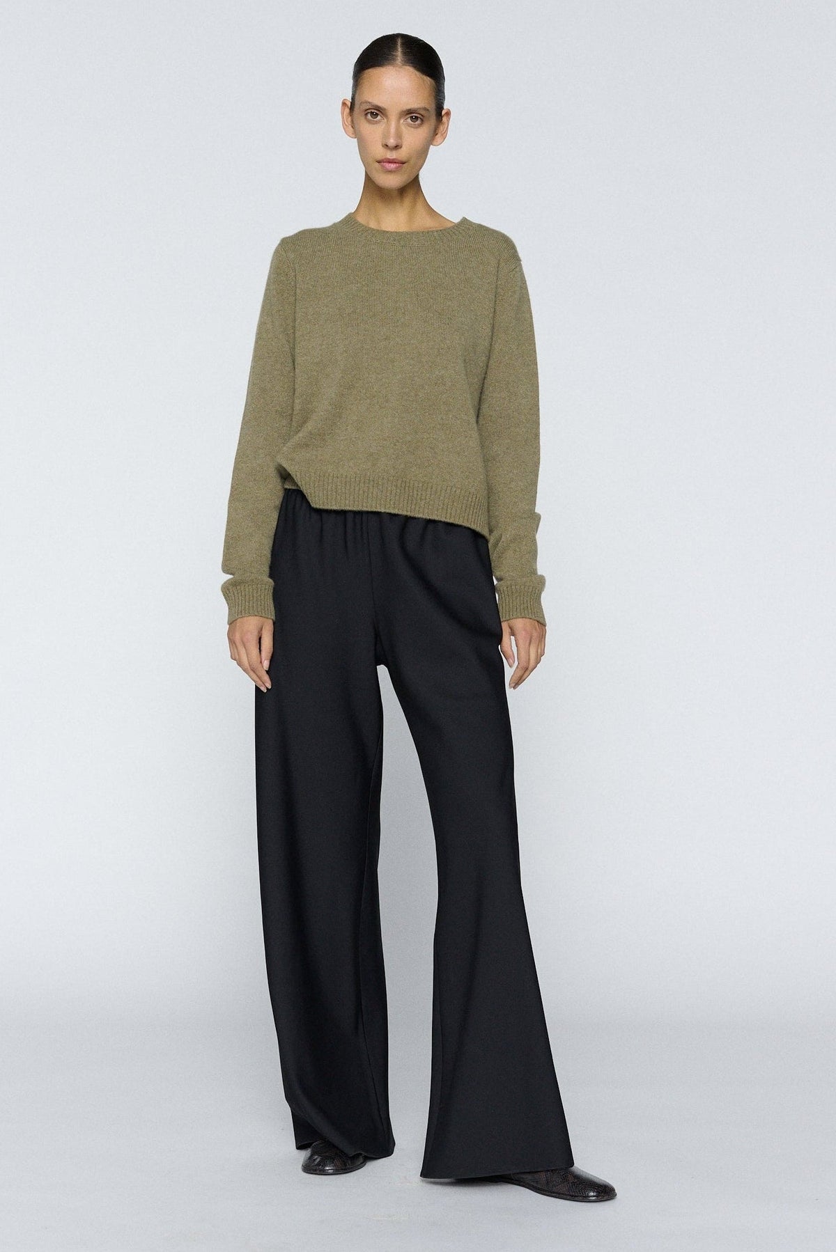  Classic 02 sweater 