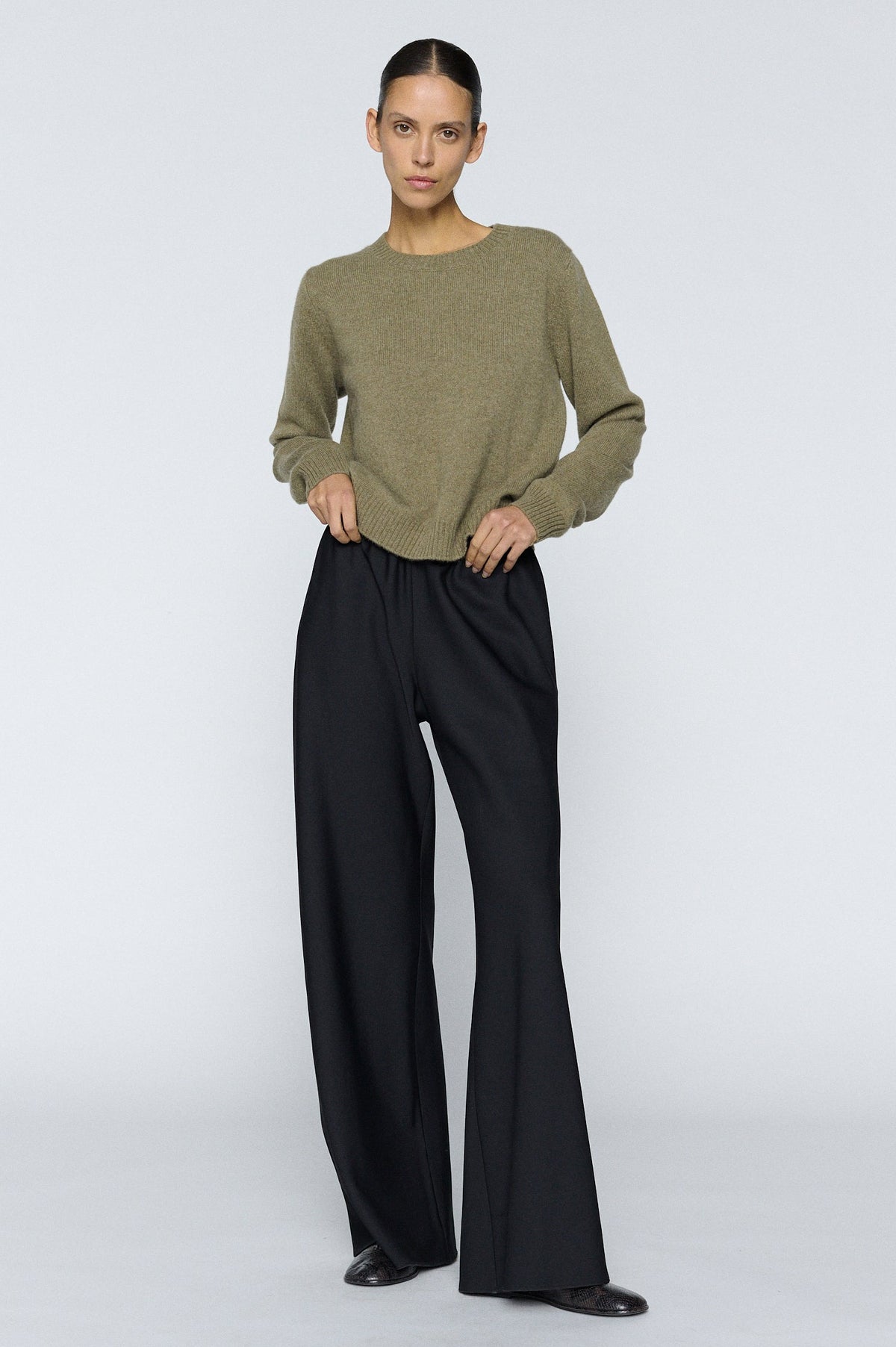  Classic 02 sweater 