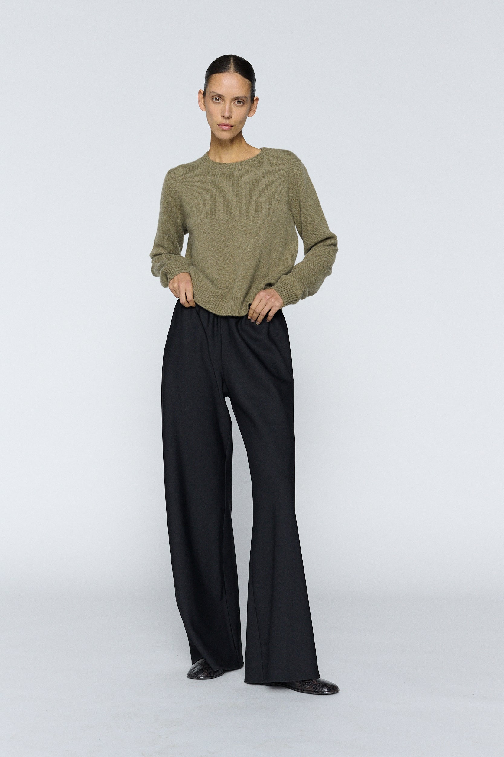  Classic 02 sweater 